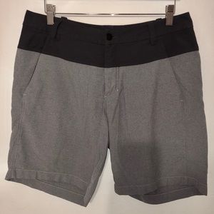 🍋Lululemon RARE Commission Shorts (size 34)